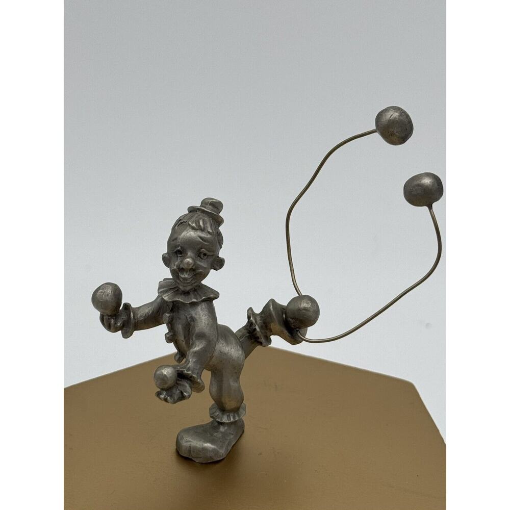 Pewter RAWCLIFFE Juggling Clown 1979 Artist P Davis 3”